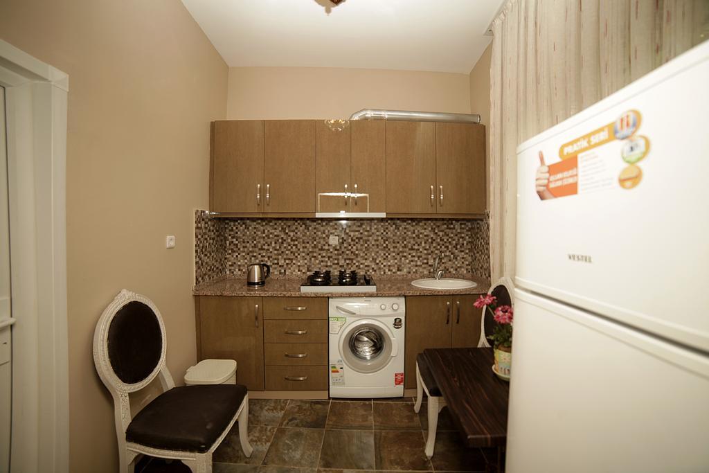 Blue Marmaray Apart Aparthotel Istanbul Room photo